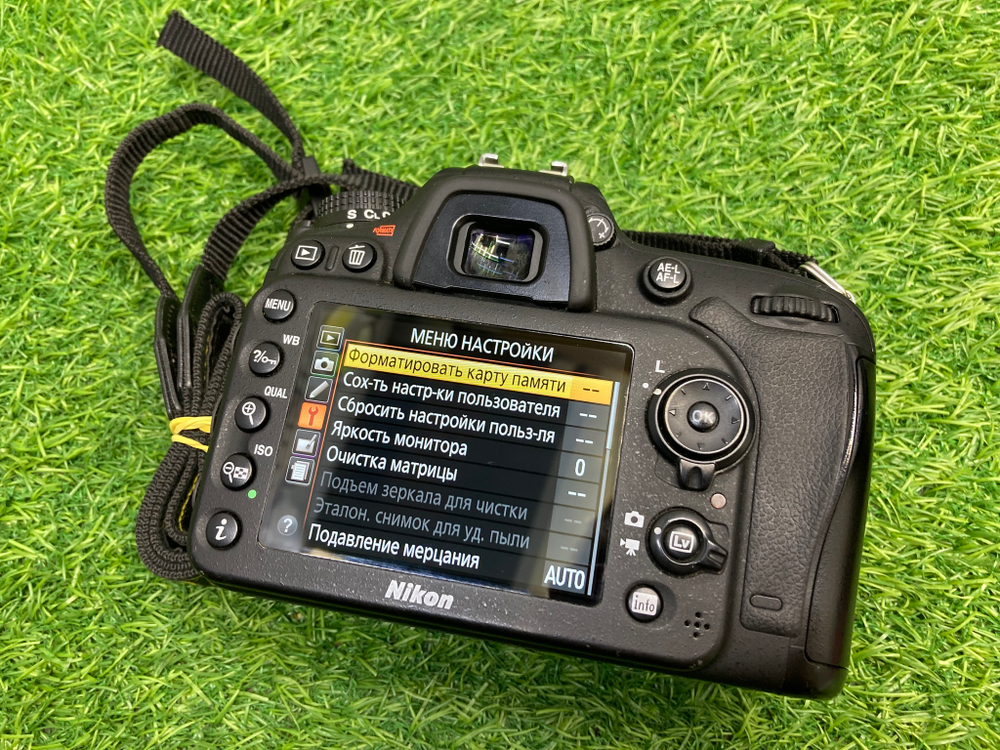 Nikon D7100