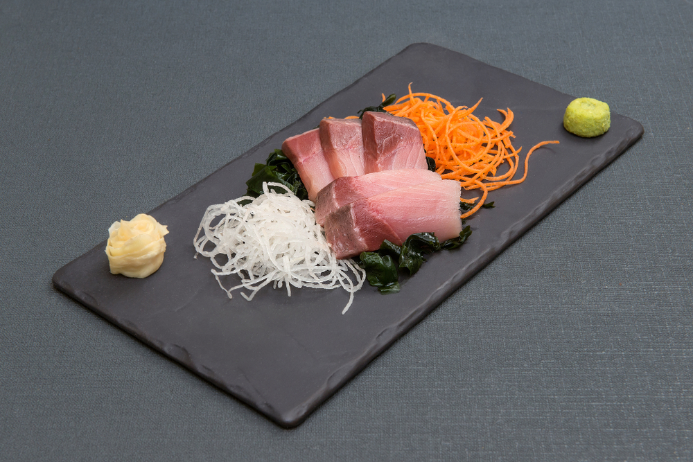 САШИМИ ХАМАЧИ