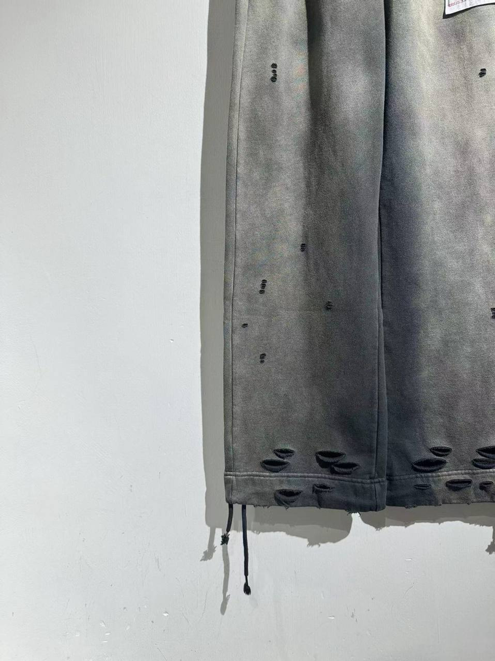 Спортивные штаны Maison Mihara Yasuhiro