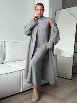 Комплект вязаный, длинное платье с выточкой и кардиган
