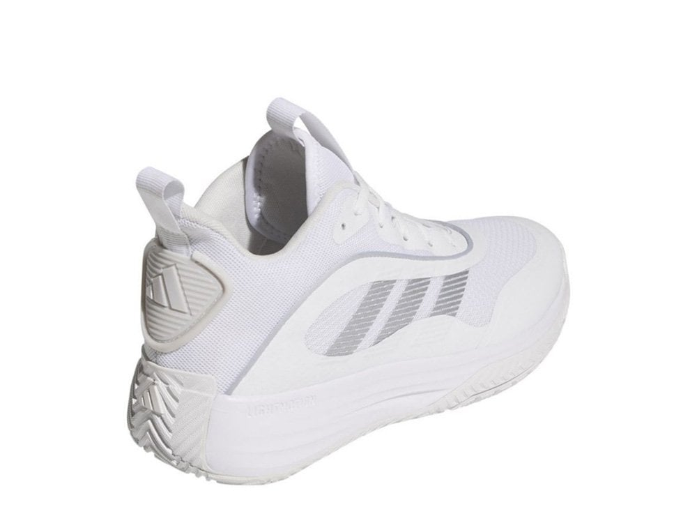 Баскетбольные кроссовки adidas Own The Game 3.0