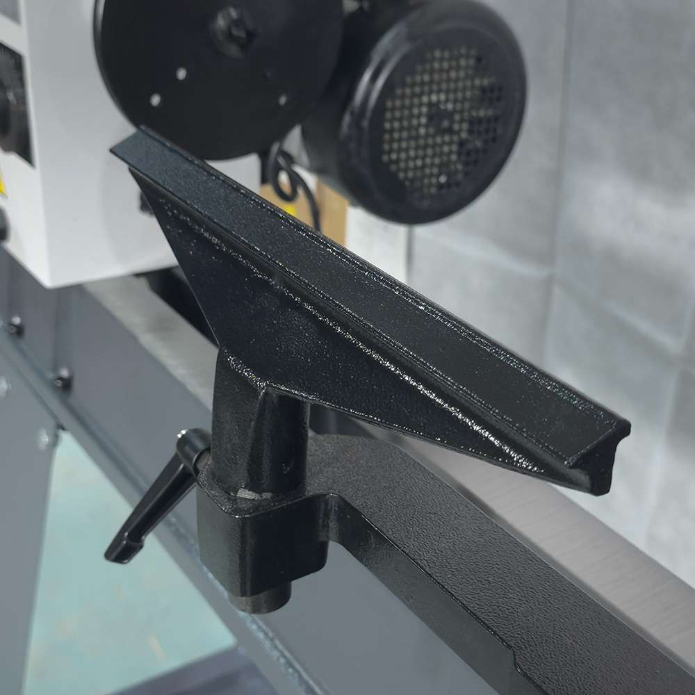 DSL-1100V  деревообрабатывающий токарный  станок