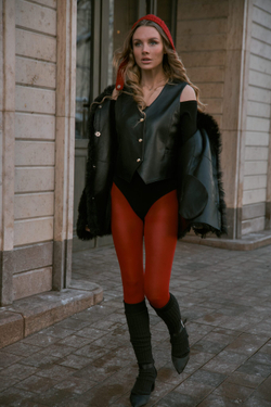 Чепчик красный