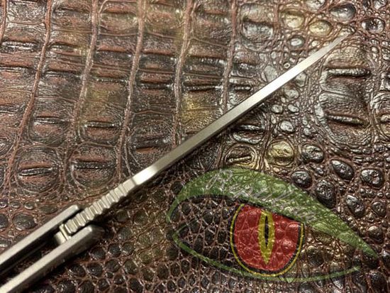 Складной нож Reptilian Цербер c клинком из стали D2, рукоять Stainless Steel