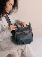 Сумка через плечо средняя классическая