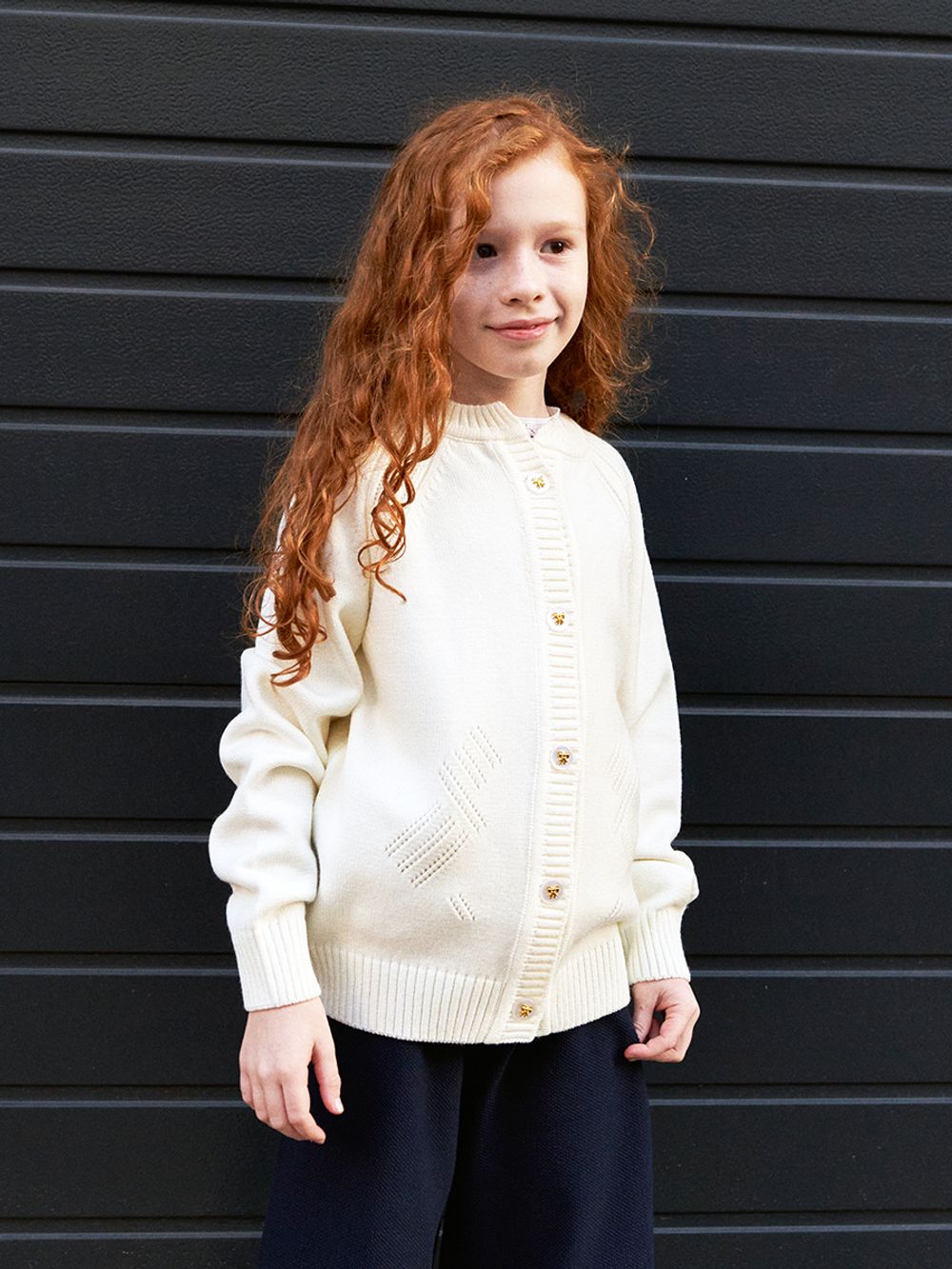 Кардиган для девочки AT941 молочный