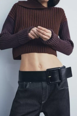 ZARA УКОРОЧЕННЫЙ СВИТЕР ИЗ РИФЛЕНОГО ТРИКОТАЖА, КОРИЧНЕВЫЙ