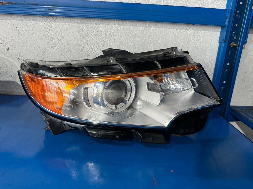 Оригинальная ксеноновая фара Ford Edge (американская версия)