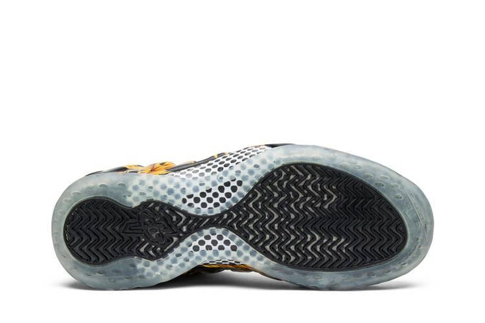 Supreme X Nike Foamposite One Nyc Black Hyper Sneakers