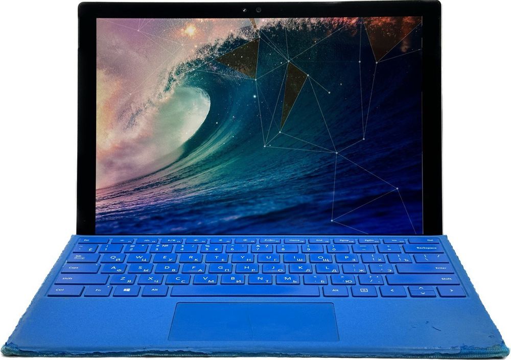 12.3" Уценённый ноутбук Microsoft Surface Pro 3 (2736x1824, Intel Core i7-4650U, RAM 8ГБ, SSD 256ГБ, Intel Graphics 5000, Win 10Pro)