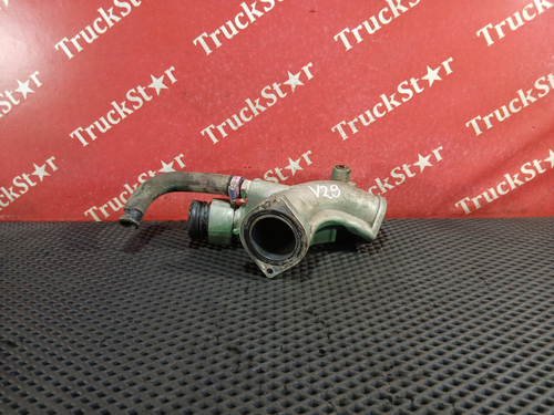 Патрубок системы охлаждения