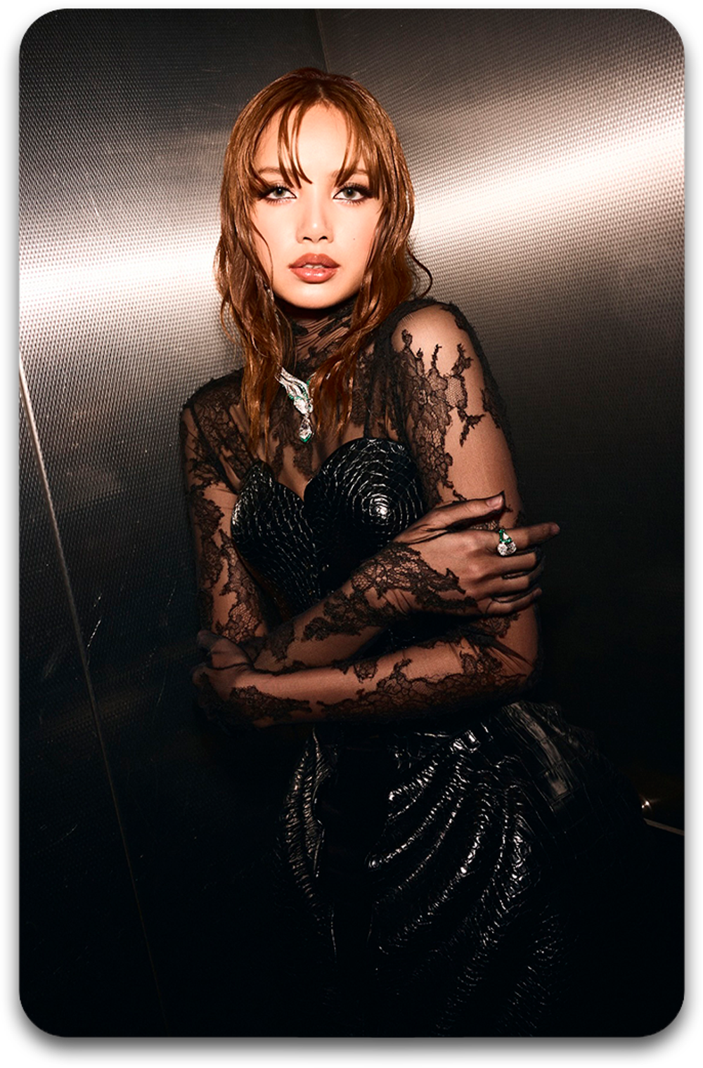 Карта #3296 / Lisa (BLACKPINK)