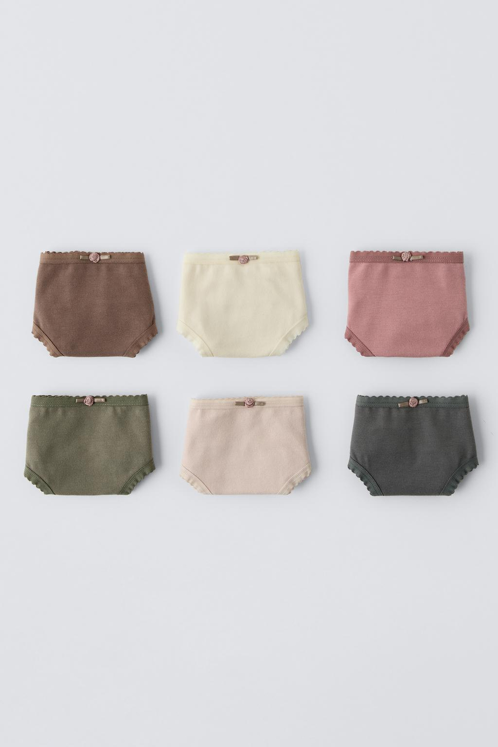 ZARA НАБОР ИЗ ШЕСТИ ТРУСОВ С ЦВЕТОЧНЫМ ПРИНТОМ, РАЗНОЦВЕТНЫЙ