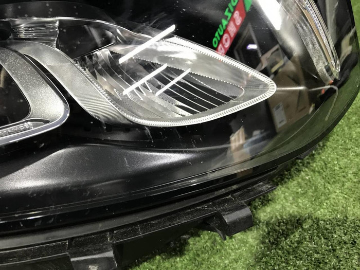 Фара правая Mercedes GLC X253 (2015-2019) LED