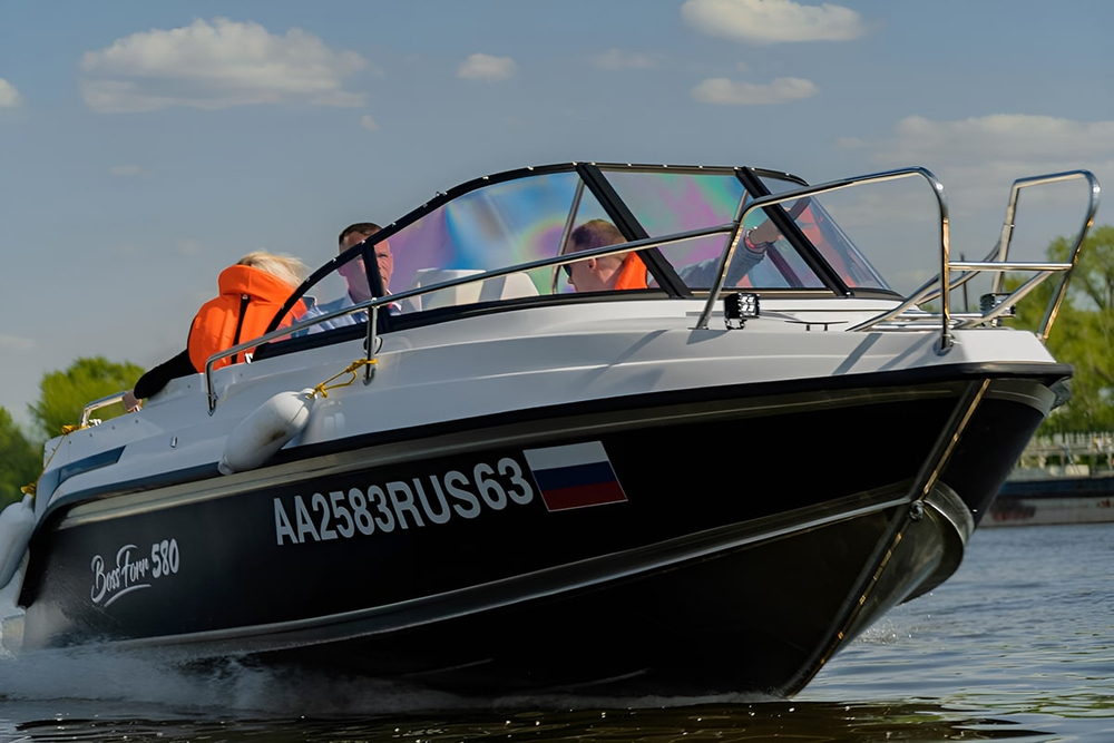 Катер-лодка алюминиевая BOSSFORR 580 OPEN