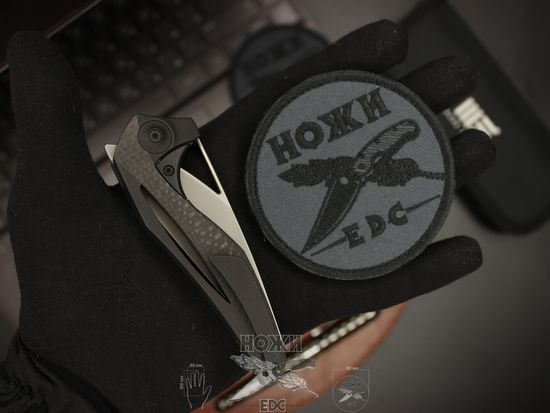 Складной нож WE Knife EternA 918D c клинком из стали Böhler M390 Microclean®, рукоять титан / карбон