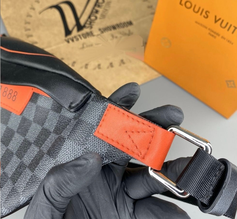 Сумка на пояс/плечо Louis Vuitton премиум