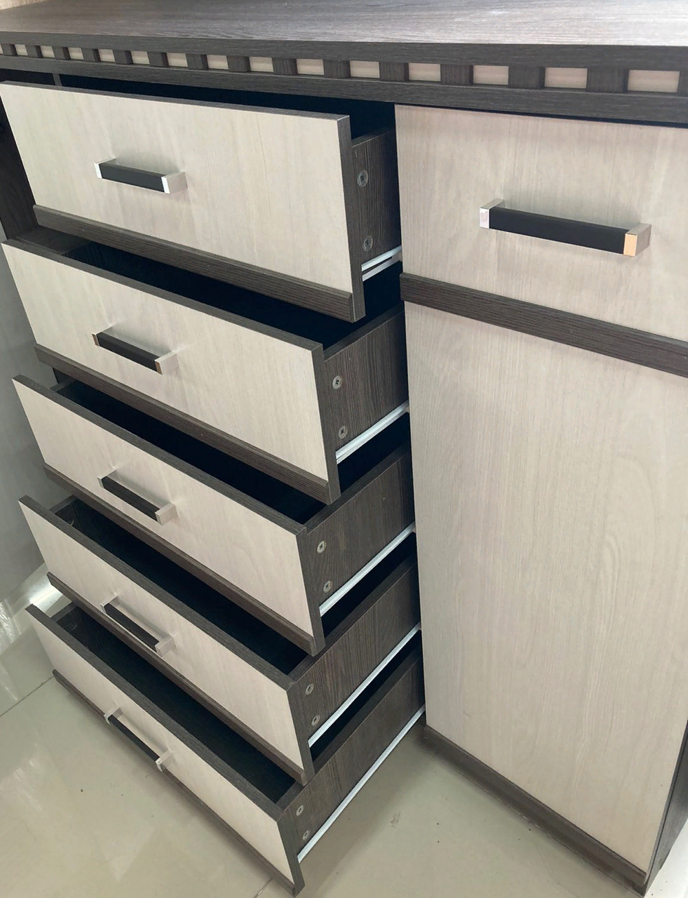 Комод №3 Ольга-13 Ясень анкор темный/ясень анкор светлый