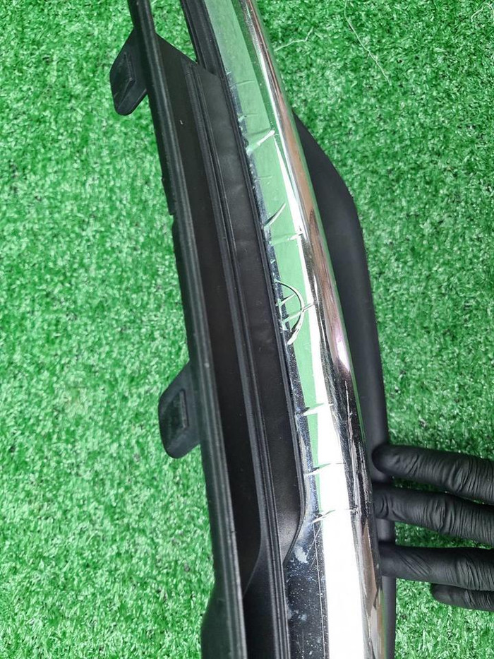 Решетка переднего бампера Volvo XC90 2 (14-19)