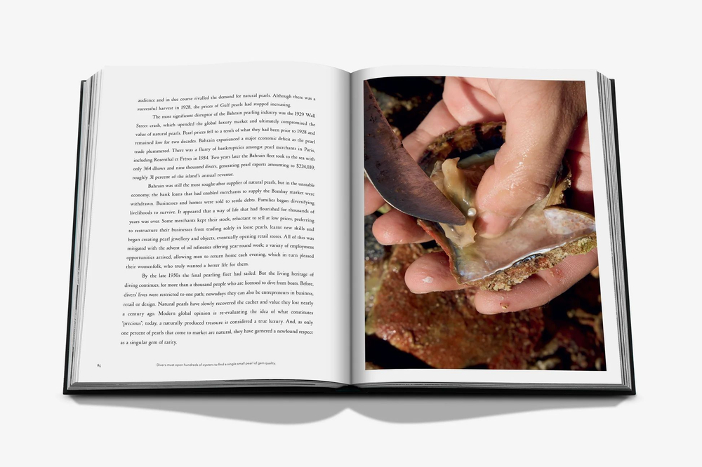 Assouline Книга Bahrain Pearls: Treasures from the Land of Two Seas Classic на английском языке