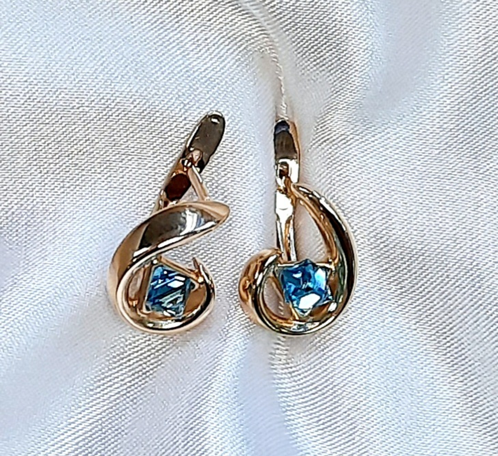 "Адамант" серьги в золотом покрытии из коллекции "Kaleidoscope" от Jenavi  с английским замком