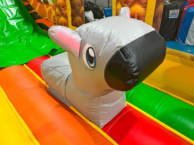 Коммерческий надувной батут «Сафари Ультра 2», 12*6*7 м.