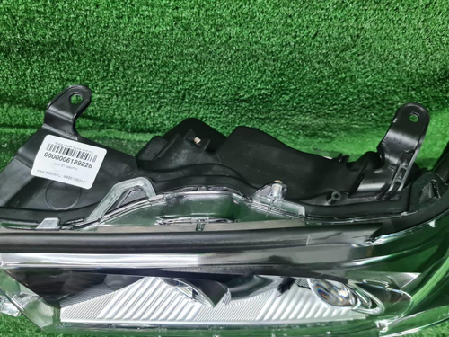 Фара левая Toyota Land Cruiser 200 (2015-2021) LED Black