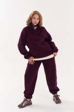 Свитшот с воротником на кнопках из футера с начесом в винном цвете