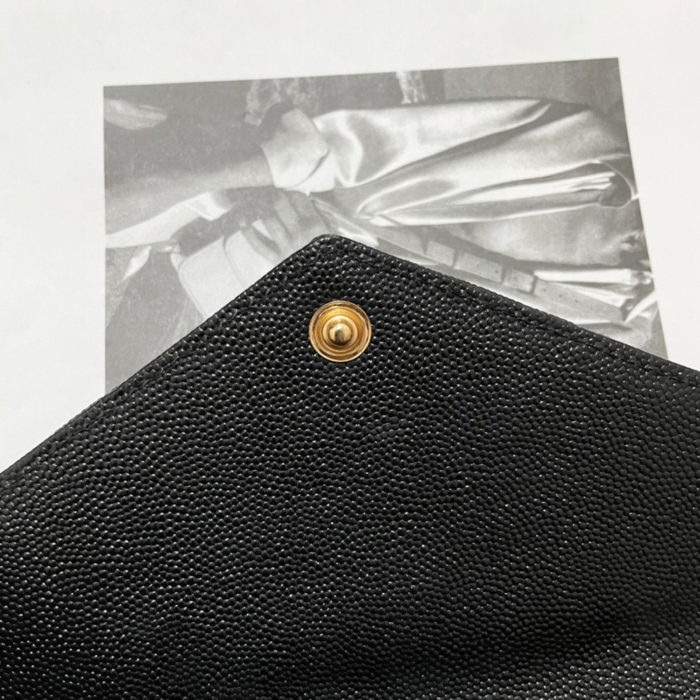 Saint Laurent WOC 19 cm