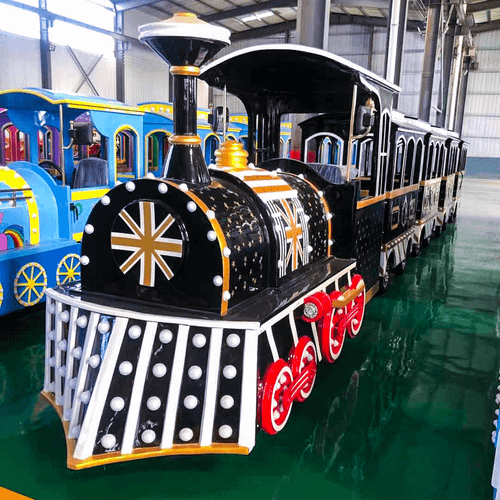 Безрельсовый паровозик «Чёрное золото», 3 вагона, 12 мест — для ТРЦ, с электродвигателем