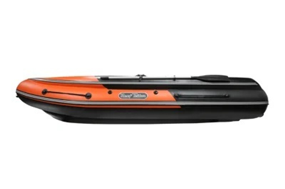 Лодка ПВХ REEF ТРИТОН 400 S-MAX с интегрированным фальшбортом