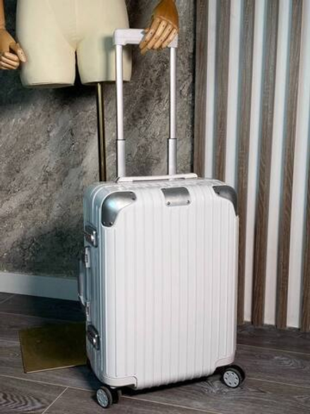 Чемодан Rimowa