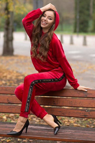 Provocateur Me dres Red Merribel