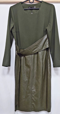 Платье женское нарядное праздничное на праздник повседневное в офис на работу рабочее кожаное экокожа клёш юбка с поясом пояс коктейльное зеленое хаки болотное большой размер 50 трикотаж