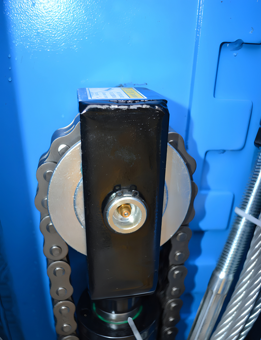 Подъемник двухстоечный GW-F4000 220 Great Wolf, 4000кг