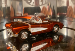 Hot Wheels 100% Drop Top 1957 Corvette (2003)