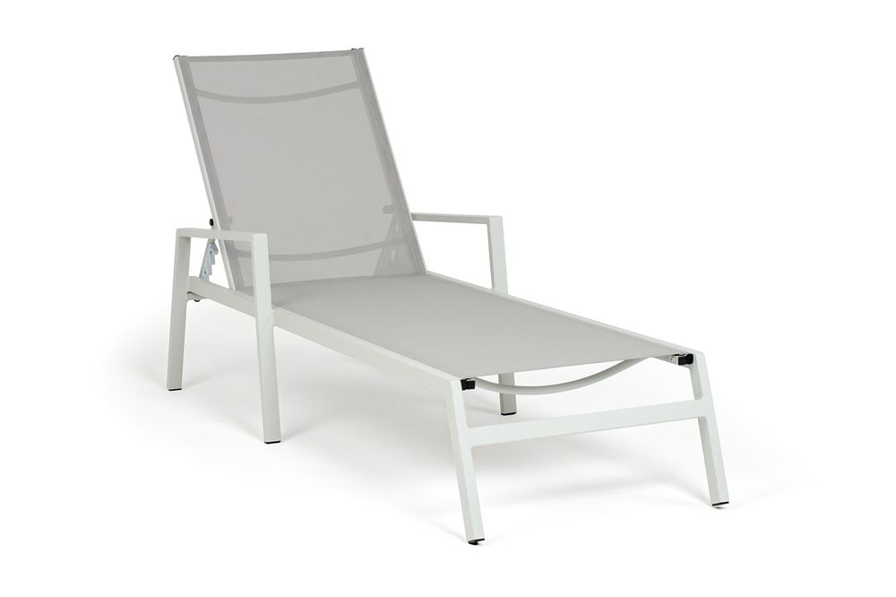 "Парма" шезлонг, каркас алюминий светло-серый (RAL7035) муар, ткань текстилен светло-серая