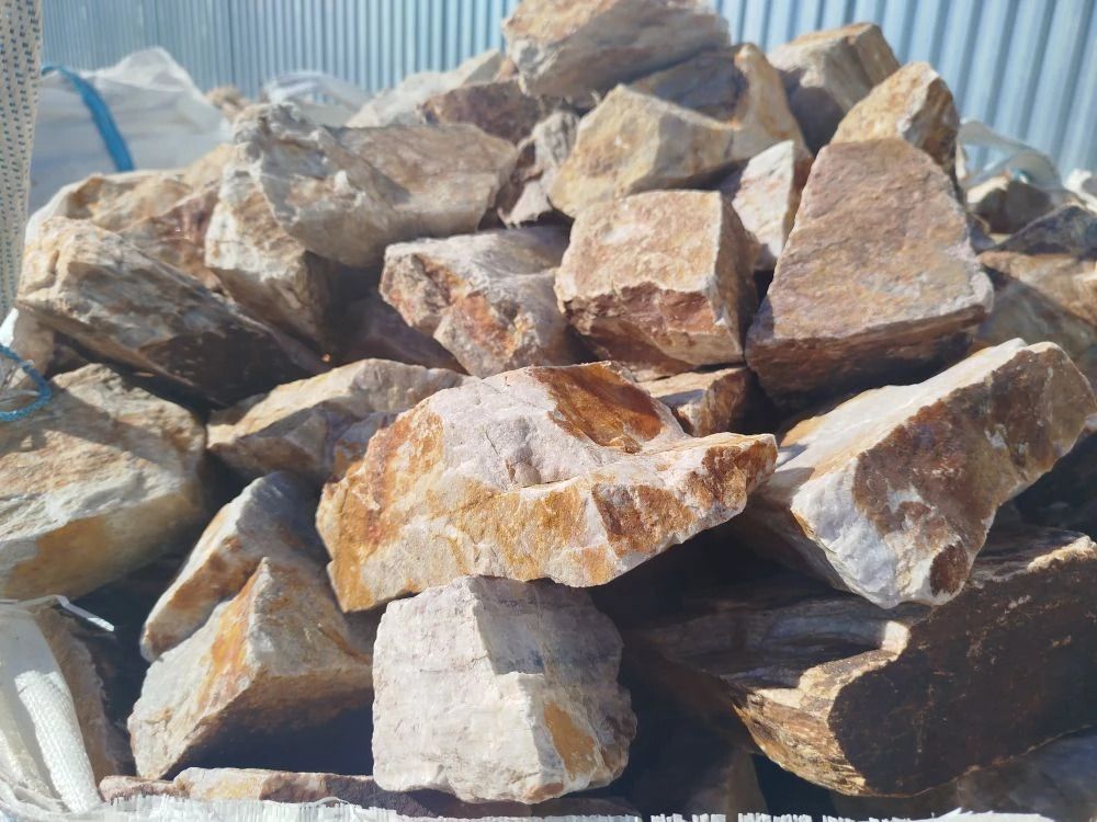 Булыжник Кварцит медовый /тонна