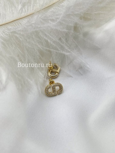 Серьги Ди. золотистые со стразами