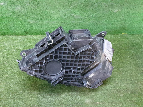 Битая Фара правая Mercedes GLC X253 (2015-2019) LED