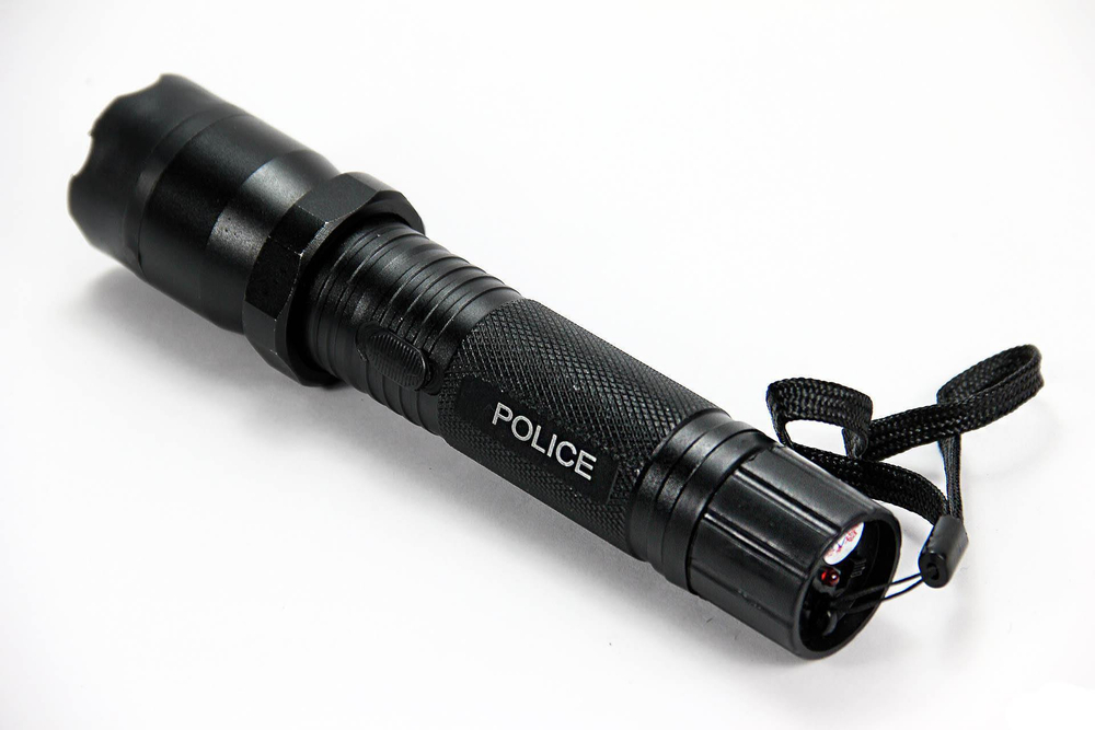 Электрошокер с фонариком LED сверхяркий 1101 (1L, 1*18650, ZOOM)