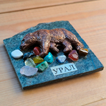 Магнит Урал Мишка змеевик, самоцветы