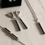 Серьги Брусок с вишневым янтарем