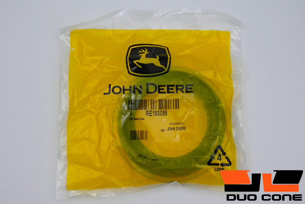 Армированная манжета (Сальник) RE193099 John Deere-5