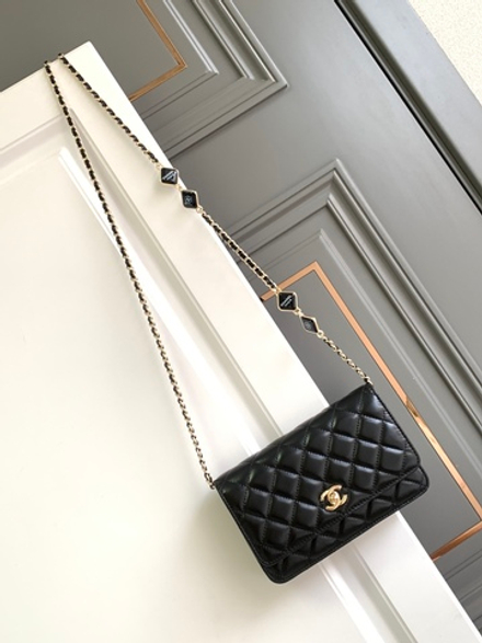Chanel Woc 19 cm