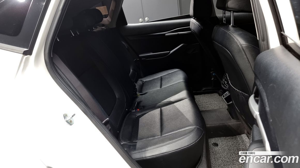 Kia The New Seltos Бензин 1.6 Turbo 4WD (09.2022)