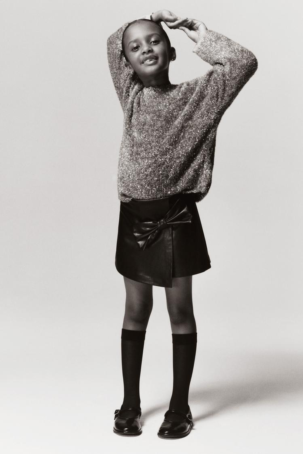 ZARA СВИТЕР ИЗ ВОРСИСТОГО ТРИКОТАЖА С БЛЁСТКАМИ, СЕРЕБРИСТЫЙ