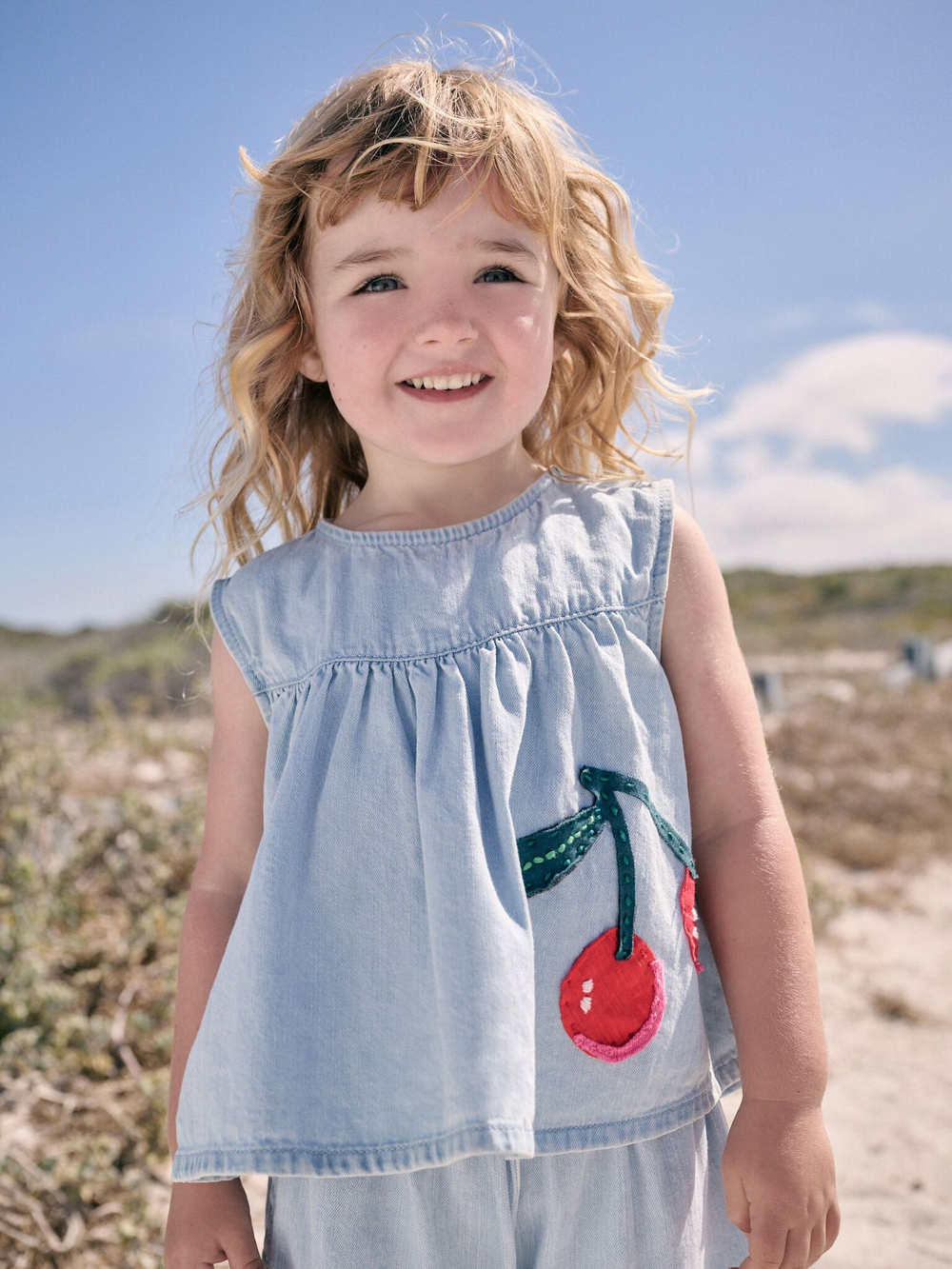 Топ джинсовый и шорты джинсовые в комплекте для девочки Next AC9-259, Синий