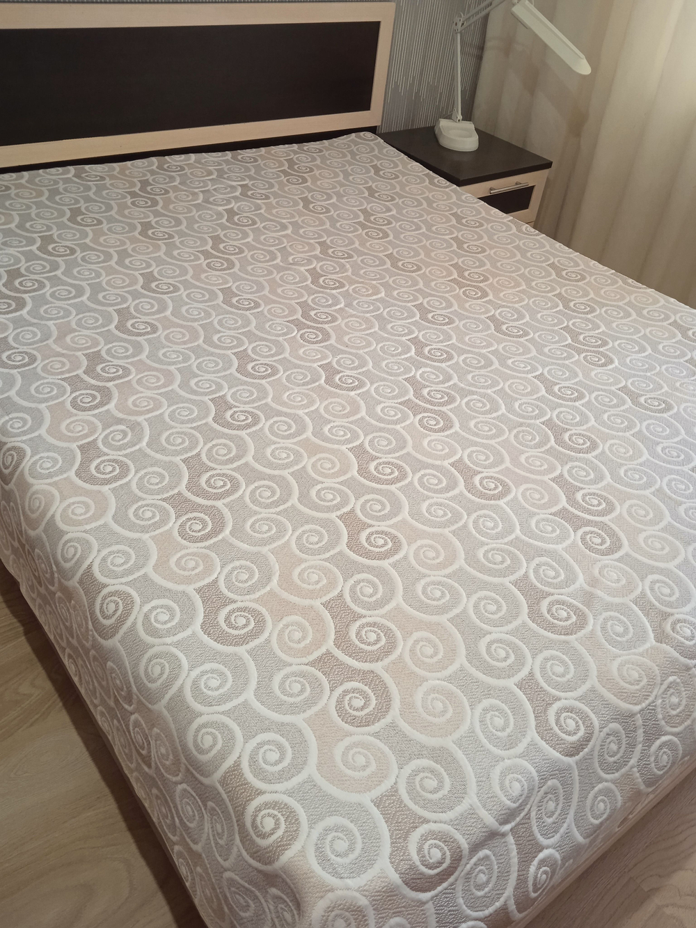 Покрывало жаккардовое двухстороннее Нежность 115-18 белый,беж,серый 1,5 (150х200)