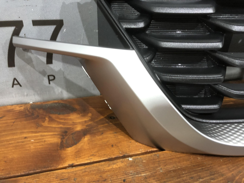 Решетка радиатора Kia Seltos 19-нв Б/У Оригинал 86351Q5000